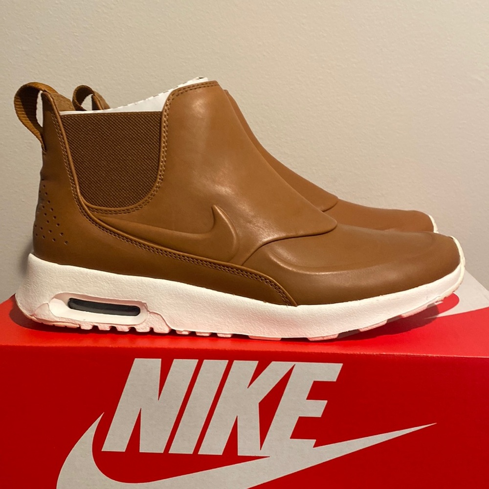 NIKE AIR MAX THEA MID WOMENS